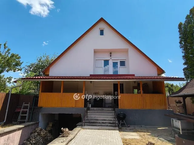 Eladó ház Délegyháza 195 nm