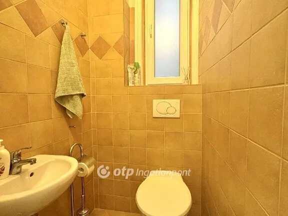 Eladó lakás Budapest IX. kerület 102 nm