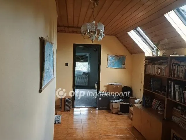 Eladó ház Budapest XVIII. kerület, Újpéteritelep 161 nm