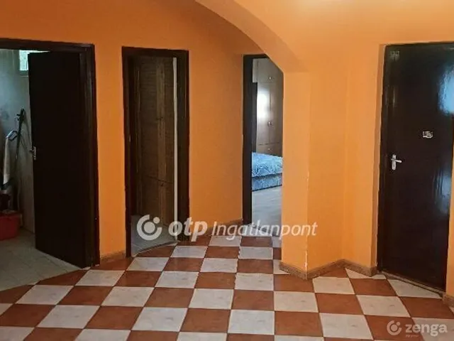 Eladó ház Budapest XVIII. kerület, Újpéteritelep 161 nm