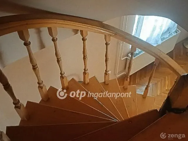 Eladó ház Budapest XVIII. kerület, Újpéteritelep 161 nm