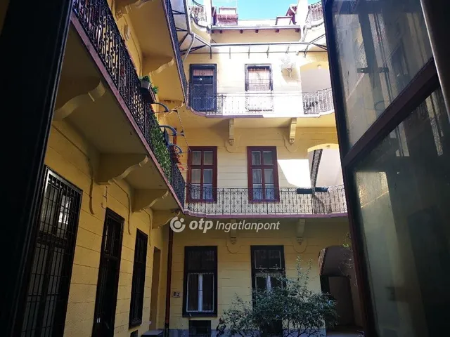 Eladó lakás Budapest VI. kerület 46 nm