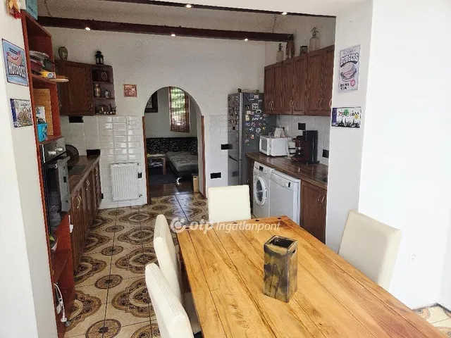 Eladó ház Érd 178 nm
