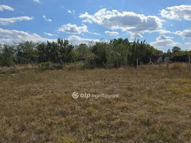 Eladó telek Pomáz 604 nm