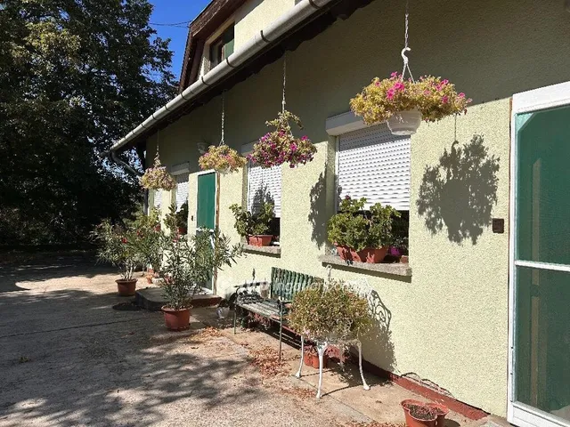 Eladó ház Dunaharaszti 230 nm