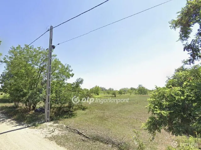 Eladó telek Szigetszentmiklós 893 nm