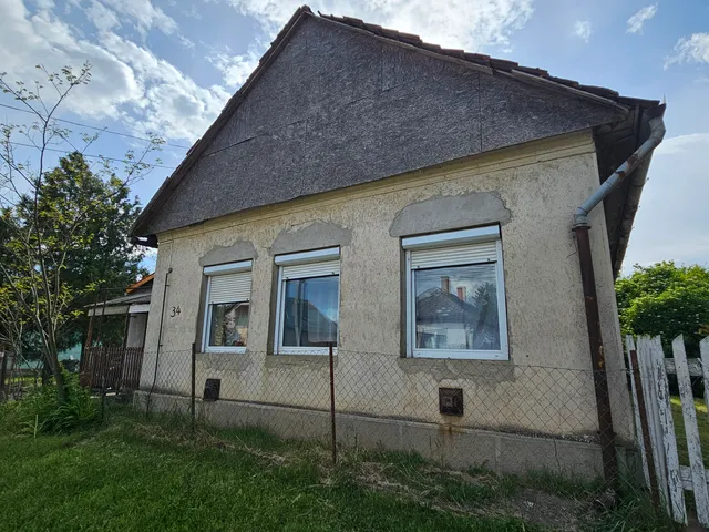 Eladó ház Jászszentandrás 107 nm