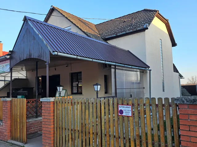 Eladó ház Kisköre 171 nm