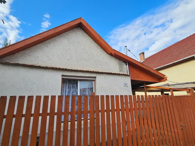 Eladó ház Jászberény 53 nm