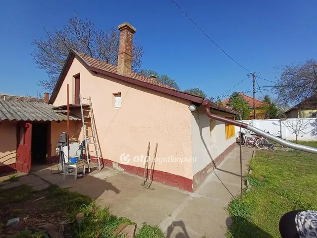 Eladó ház Csongrád 65 nm