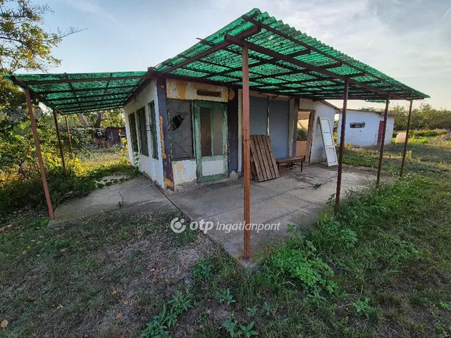 Eladó telek Szentes 2329 nm