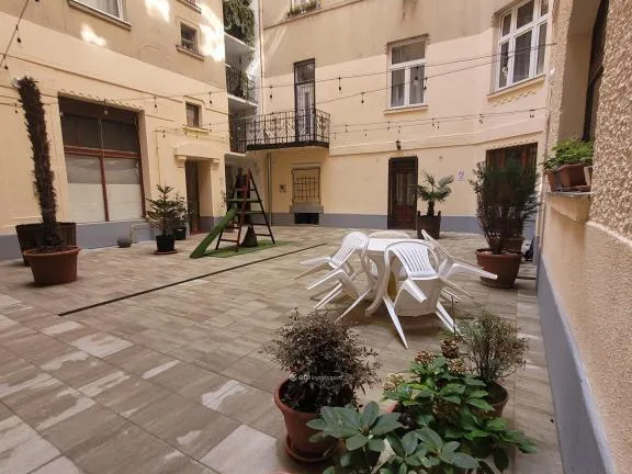 Eladó lakás Budapest V. kerület 55 nm