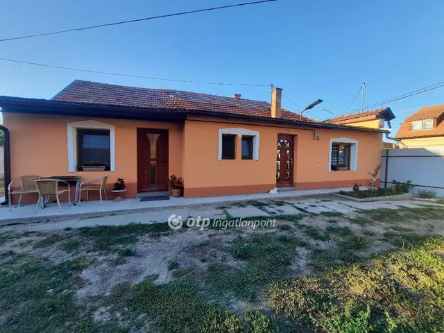 Eladó ház Kiskunfélegyháza 92 nm