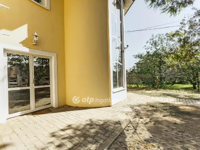 Eladó ház Budapest XVIII. kerület 300 nm