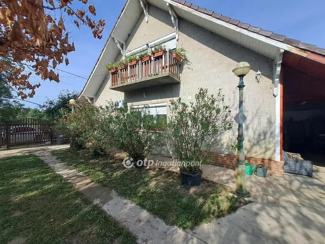 Eladó ház Sándorfalva 135 nm