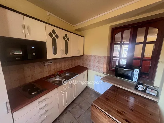 Eladó ház Szeged 300 nm