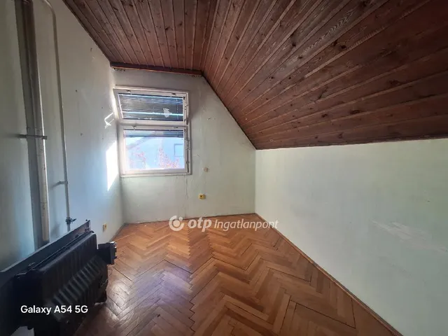 Eladó lakás Gádoros 80 nm