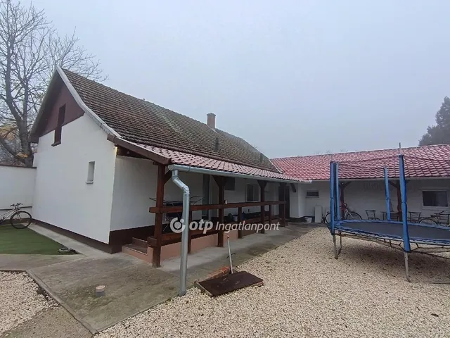 Eladó ház Csongrád 110 nm