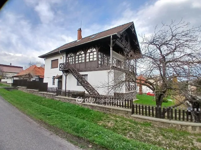 Eladó ház Parádsasvár 255 nm
