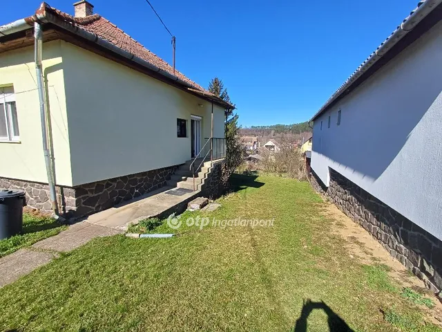 Eladó ház Parád 74 nm