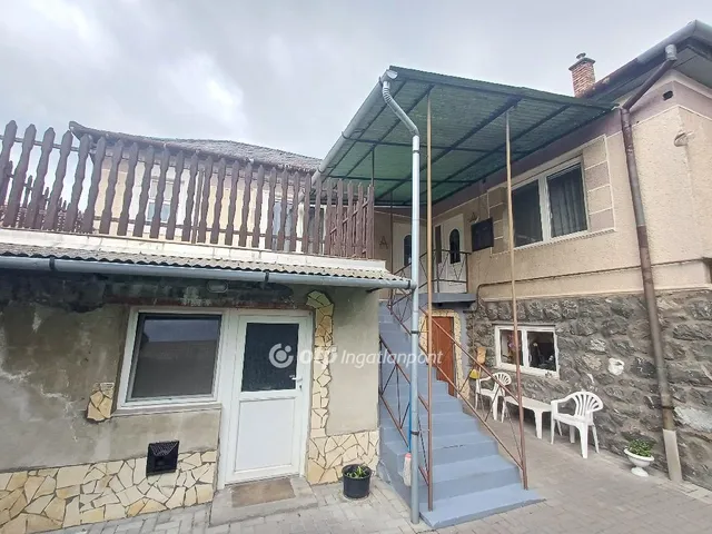 Eladó ház Egerbakta 200 nm