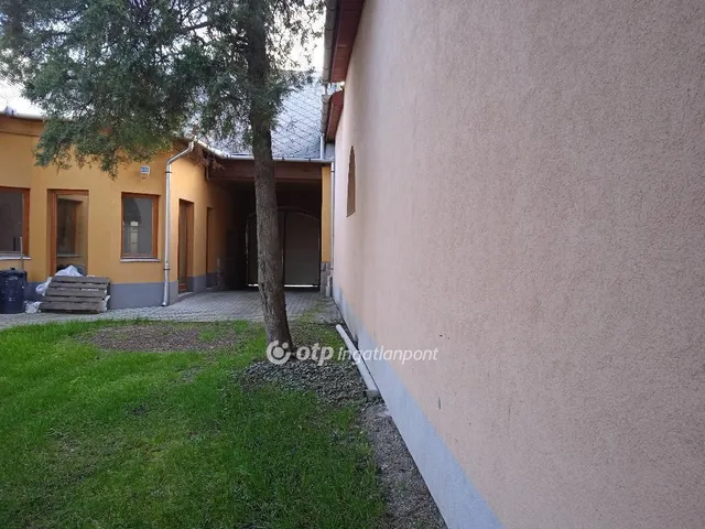 Eladó ház Gyöngyös 482 nm