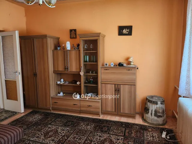 Eladó ház Tiszacsege 100 nm