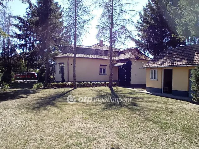 Eladó ház Négyes 80 nm