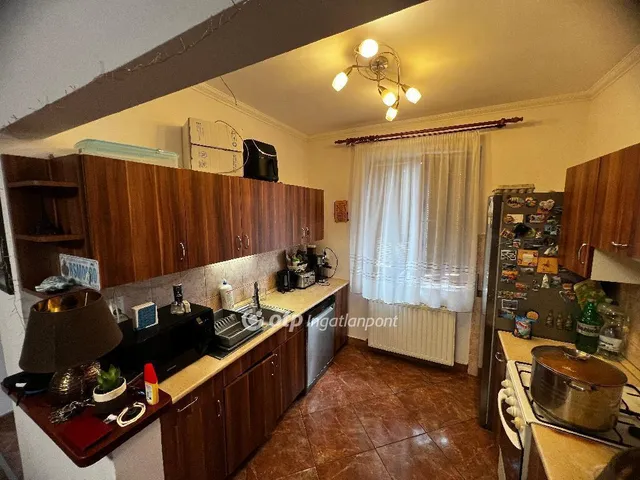 Eladó ház Demjén 196 nm