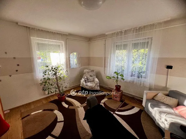 Eladó ház Füzesabony 180 nm