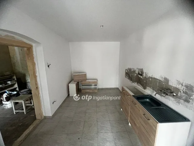 Eladó ház Szihalom 63 nm