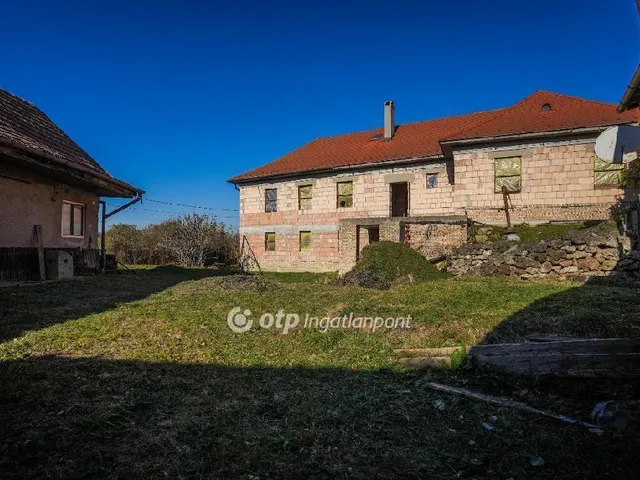 Eladó ház Eger 220 nm