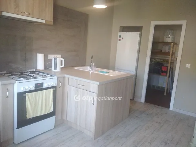 Eladó ház Szentistván 150 nm