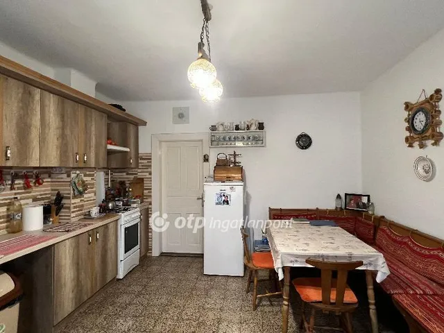 Eladó ház Parád 103 nm
