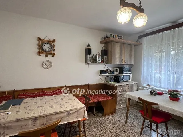 Eladó ház Parád 103 nm