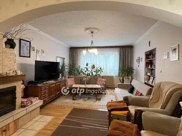 Eladó ház Felsőtárkány 165 nm