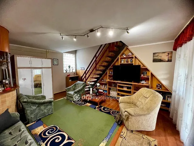 Eladó ház Füzesabony 182 nm