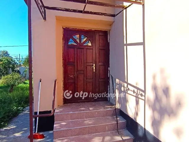 Eladó ház Átány 103 nm