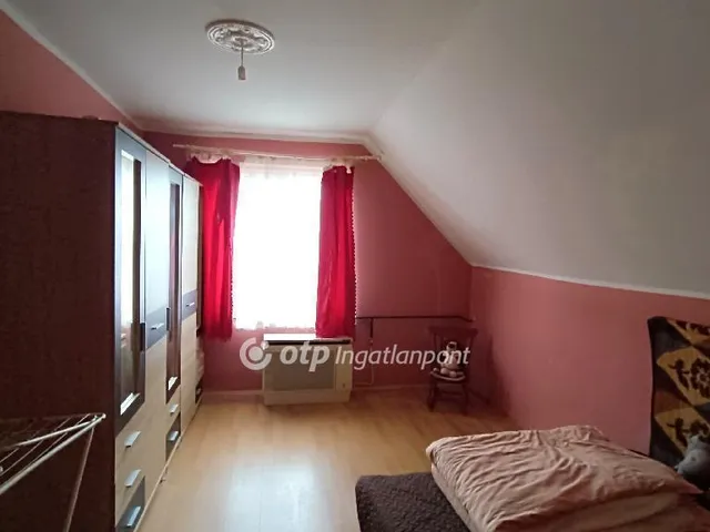 Eladó ház Lőrinci 200 nm
