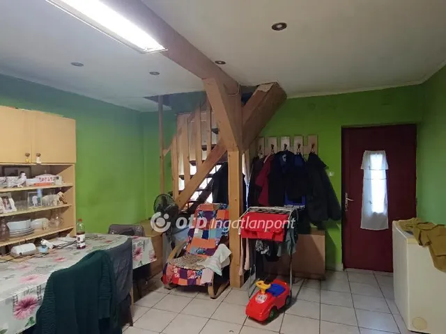 Eladó ház Lőrinci 200 nm