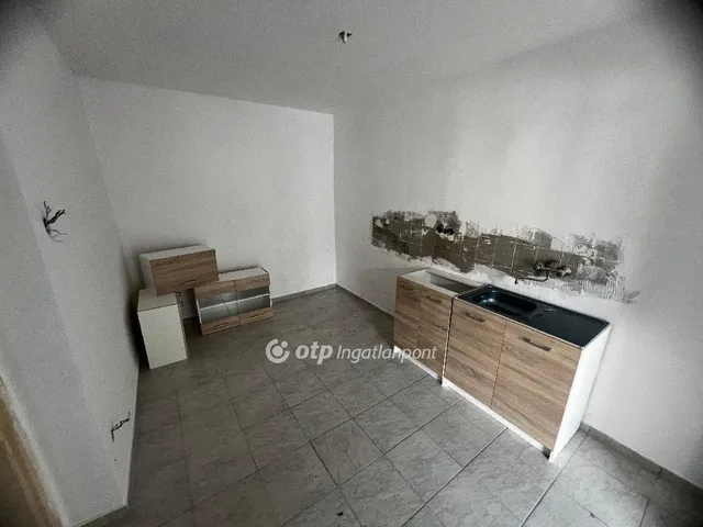 Eladó ház Szihalom 63 nm