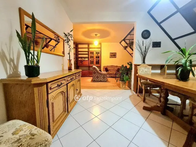 Eladó lakás Eger 76 nm