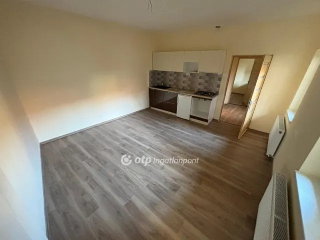 Kiadó lakás Eger 55 nm