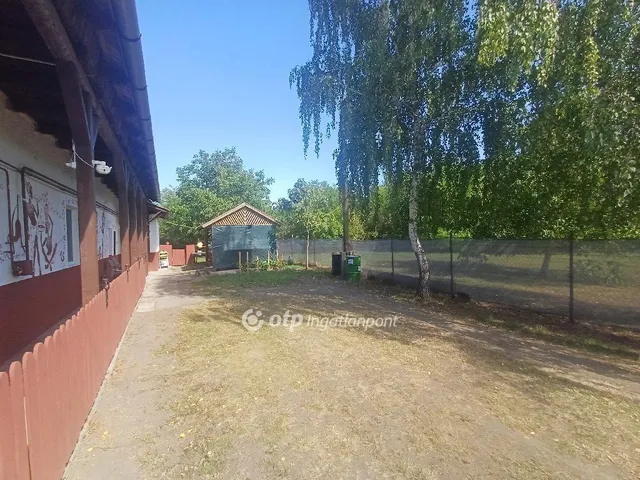 Eladó ház Kömlő 72 nm