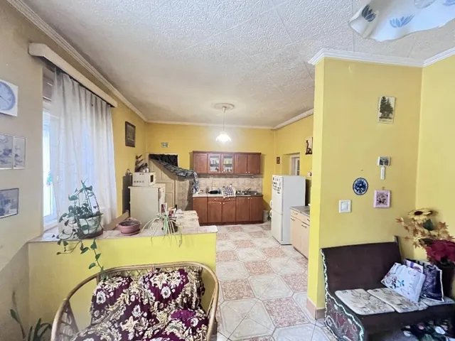 Eladó ház Balaton község 87 nm