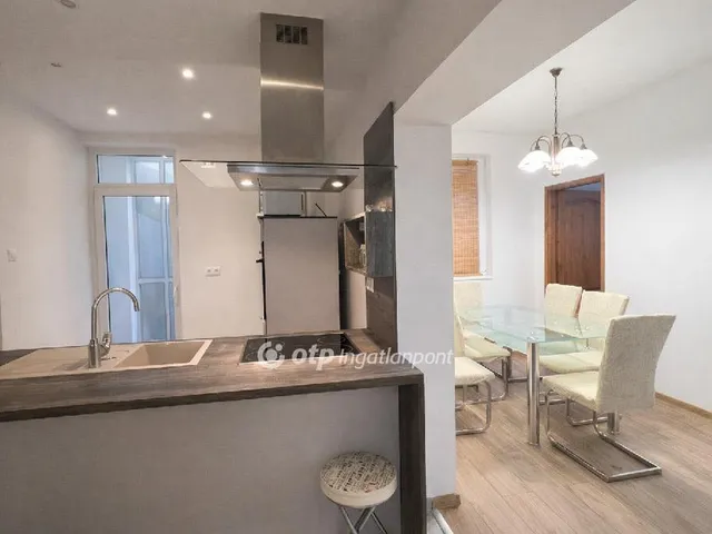 Eladó lakás Debrecen 95 nm