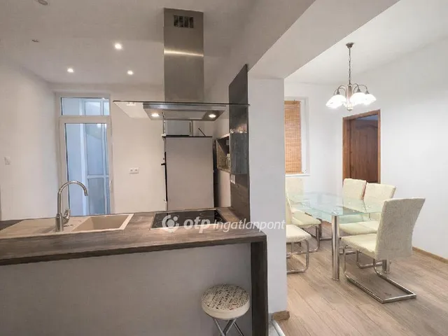 Eladó lakás Debrecen 95 nm