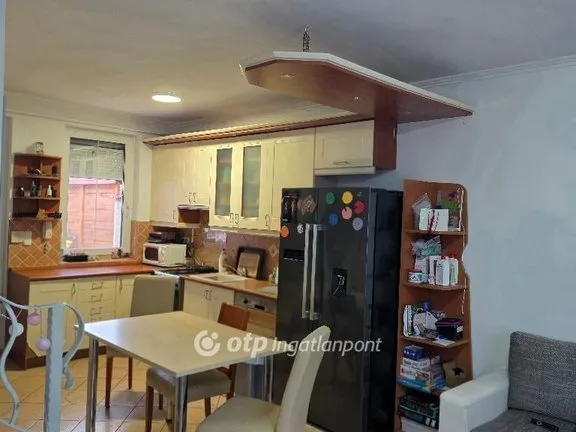 Eladó lakás Eger 71 nm