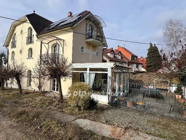 Eladó kereskedelmi és ipari ingatlan Eger 380 nm