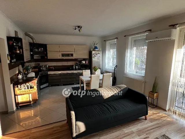 Eladó lakás Eger 74 nm